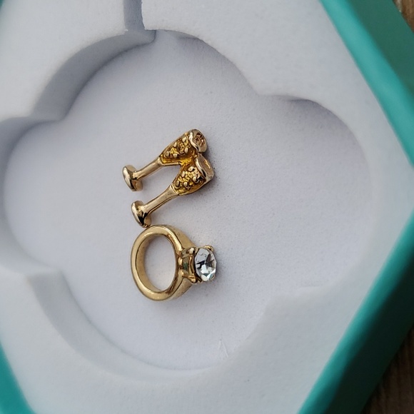 Origami Owl Celebration charms - engagement / Wedding Ring & Champagne - Picture 3 of 5